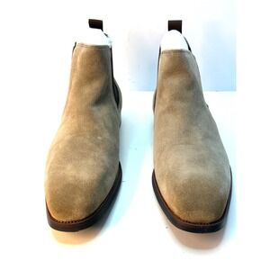 Vintage Foundry Co. Men's Evans Chelsea Boots Taupe Size 8.5 NWT/BOX